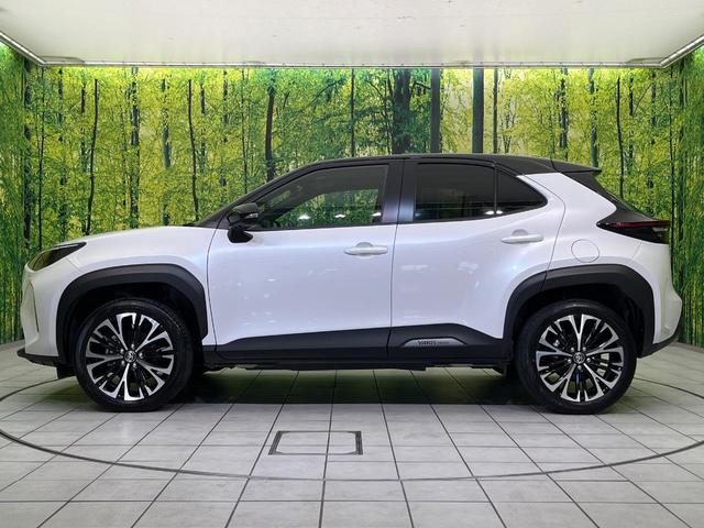 ヤリスクロス ハイブリッドZ 純正8型ナビ 全周囲カメラ 衝突被害軽減システム レーダークルーズ 禁煙車 ハーフレザーシート パワーシート ドラレコ コーナーセンサー LEDヘッド ビルトインETC 純正18インチアルミ(27枚目)