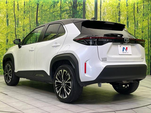 ヤリスクロス ハイブリッドZ 純正8型ナビ 全周囲カメラ 衝突被害軽減システム レーダークルーズ 禁煙車 ハーフレザーシート パワーシート ドラレコ コーナーセンサー LEDヘッド ビルトインETC 純正18インチアルミ(28枚目)