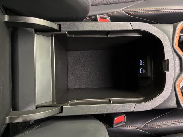 RAV4 ハイブリッドアドベンチャー 4WD SDナビ 全周囲カメラ 衝突被害軽減システム レーダークルーズ 禁煙車 ハーフレザーシート 前席シートエアコン パワーシート ドラレコ コーナーセンサー スマートキー LEDヘッド(59枚目)