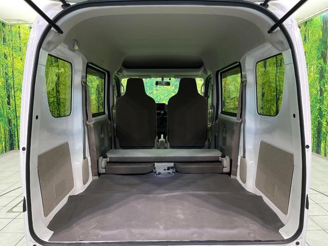 エブリイ PAリミテッド 禁煙車 ETC オートライト オーディオ 横滑り防止装置 USBポート パワーウィンドウ(10枚目)