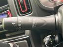 ベースグレード　衝突軽減装置　禁煙車　バックカメラ　ドライブレコーダー　ＥＴＣ　シートヒーター　スマートキー　ＨＩＤヘッドライト　純正１５インチアルミ　アイドリングストップ　フォグライト　プライバシーガラス（53枚目）