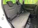 後部座席も気になるようなキズ・汚れやへたり等、大きなダメージはなく、良好な状態です。