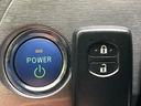 プリウス L SDナビ バックカメラ 禁煙車 ドラレコ スマートキー 純正15インチアルミ オートライト オートエアコン Bluetooth CD DVD再生 フルセグ 電動格納ミラー(7枚目)