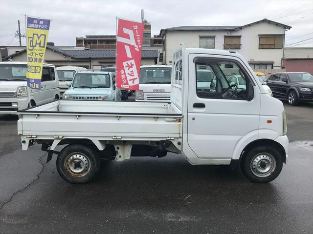 キャリイトラック ＫＣパワステ　４ＷＤ　５ＭＴ　エアコン　パワステ（9枚目）