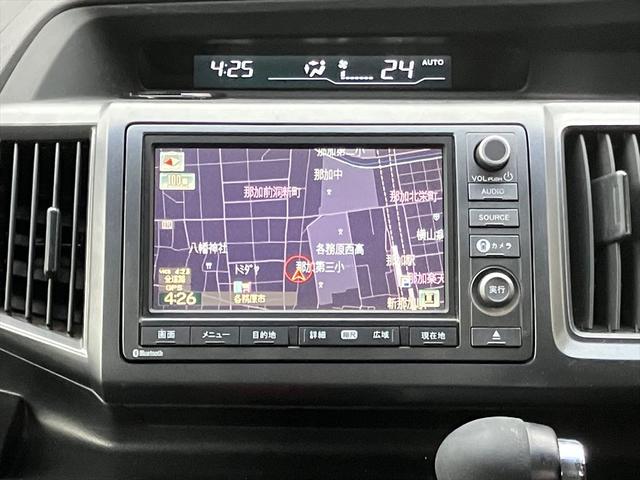 ステップワゴンスパーダ Z ドライブレコーダー ETC 全周囲カメラ ナビ TV 両側電動スライドドア オートライト HID スマートキー 電動格納ミラー 後席モニター 3列シート CVT アルミホイール CD(26枚目)