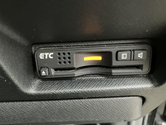 ステップワゴンスパーダ Z ドライブレコーダー ETC 全周囲カメラ ナビ TV 両側電動スライドドア オートライト HID スマートキー 電動格納ミラー 後席モニター 3列シート CVT アルミホイール CD(36枚目)