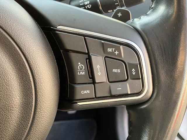 XE XE アドバンテージエディション ドライブレコーダー クリアランスソナー レーンアシスト オートクルーズコントロール バックカメラ アルミホイール HID AT スマートキー アイドリングストップ 盗難防止システム パワーシート(18枚目)