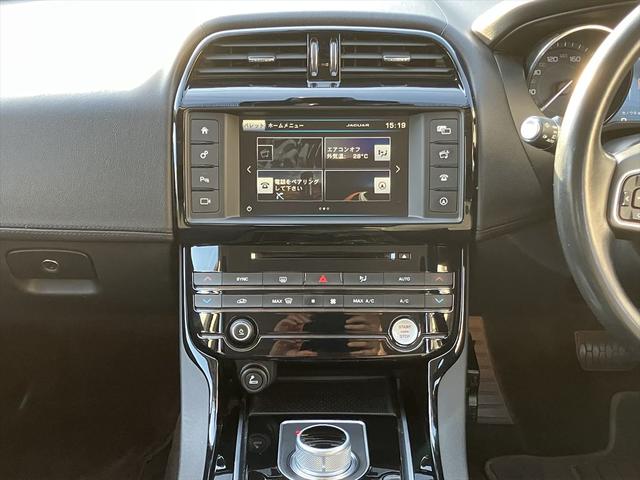 XE XE アドバンテージエディション ドライブレコーダー クリアランスソナー レーンアシスト オートクルーズコントロール バックカメラ アルミホイール HID AT スマートキー アイドリングストップ 盗難防止システム パワーシート(22枚目)