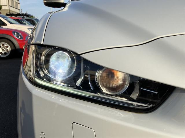 XE XE アドバンテージエディション ドライブレコーダー クリアランスソナー レーンアシスト オートクルーズコントロール バックカメラ アルミホイール HID AT スマートキー アイドリングストップ 盗難防止システム パワーシート(44枚目)