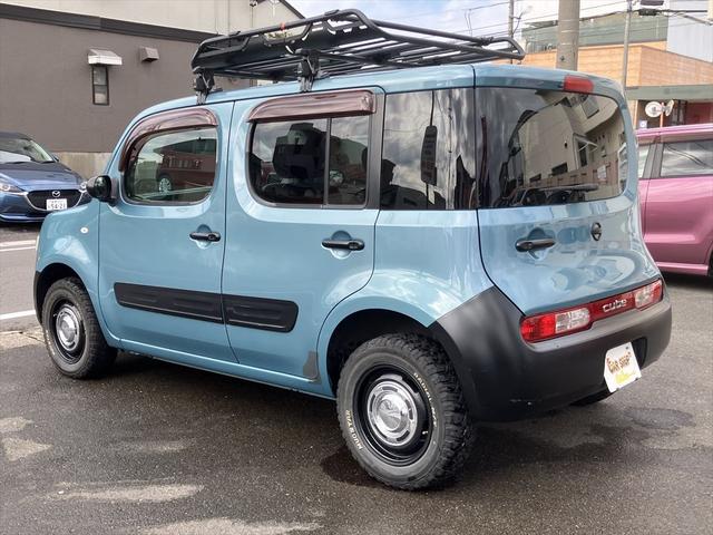 キューブ １５Ｘ　インディゴセレクション　社外ＡＷ　ブロックタイヤ　ルーフラック　ドラレコ　ＥＴＣ　スマートキー　プッシュスタート　ＣＶＴ　盗難防止システム　衝突安全ボディ　ベンチシート　ディスプレイオーディオ　ＵＳＢ　Ｂｌｕｅｔｏｏｔｈ（8枚目）