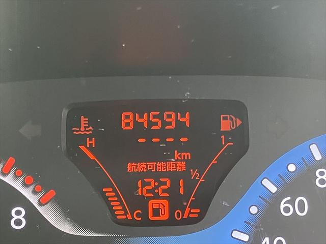 キューブ １５Ｘ　インディゴセレクション　社外ＡＷ　ブロックタイヤ　ルーフラック　ドラレコ　ＥＴＣ　スマートキー　プッシュスタート　ＣＶＴ　盗難防止システム　衝突安全ボディ　ベンチシート　ディスプレイオーディオ　ＵＳＢ　Ｂｌｕｅｔｏｏｔｈ（17枚目）