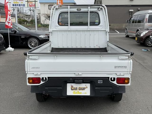 サンバートラック ＴＢ　プロフェッショナル　４ＷＤ　５ＭＴ　ナビ　エアコン　運転席エアバッグ（7枚目）