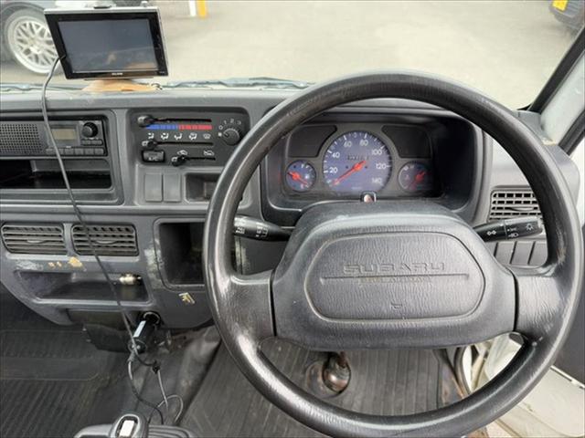 サンバートラック ＴＢ　プロフェッショナル　４ＷＤ　５ＭＴ　ナビ　エアコン　運転席エアバッグ（13枚目）