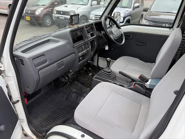 サンバートラック ＴＢ　プロフェッショナル　４ＷＤ　５ＭＴ　ナビ　エアコン　運転席エアバッグ（20枚目）