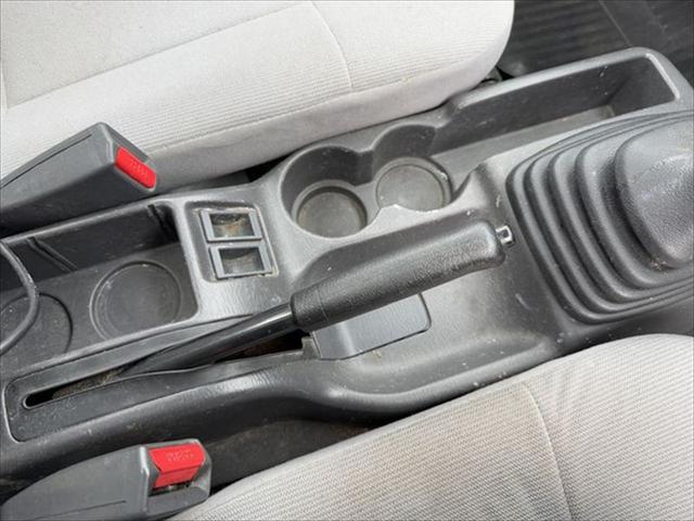 サンバートラック ＴＢ　プロフェッショナル　４ＷＤ　５ＭＴ　ナビ　エアコン　運転席エアバッグ（24枚目）