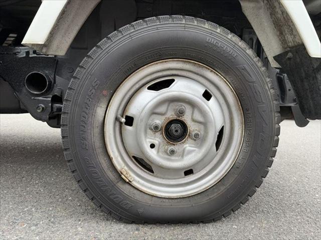 サンバートラック ＴＢ　プロフェッショナル　４ＷＤ　５ＭＴ　ナビ　エアコン　運転席エアバッグ（41枚目）