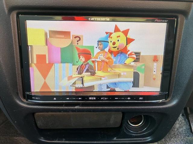 アルト Ｖｓ改　ワークス仕様　ターボエンジン乗換車　　５ＭＴ　パワーステアリング　アルミホイール　社外マフラー　ローダウン　リアスポイラーＥＴＣ　ナビ　ＴＶ　Ｂｌｕｅｔｏｏｔｈ　衝突安全ボディ（21枚目）