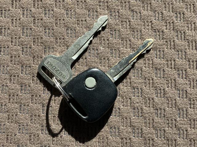 エブリイワゴン JPターボ AT ETC 両側スライドドア キーレスエントリー 電動格納ミラー ターボ 盗難防止システム ABS エアコン パワーステアリング パワーウィンドウ 運転席エアバッグ 助手席エアバッグ CD(30枚目)