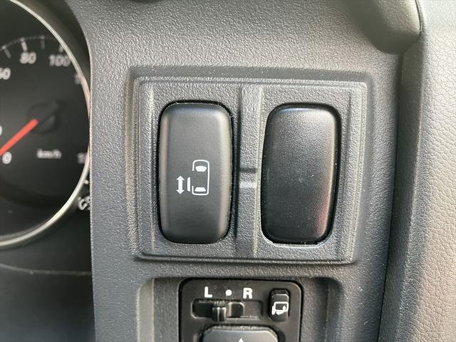 デリカD:5 M ドライブレコーダー ETC バックカメラ ナビ TV 両側スライド・片側電動 オートライト HID スマートキー アイドリングストップ 電動格納ミラー 3列シート CVT アルミホイール CD(28枚目)