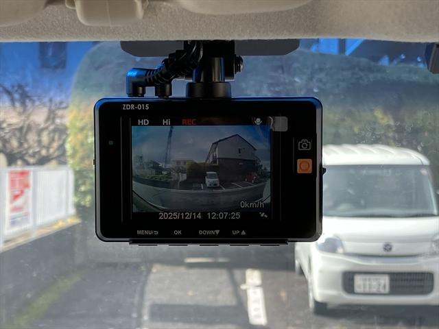 デリカD:5 M ドライブレコーダー ETC バックカメラ ナビ TV 両側スライド・片側電動 オートライト HID スマートキー アイドリングストップ 電動格納ミラー 3列シート CVT アルミホイール CD(33枚目)