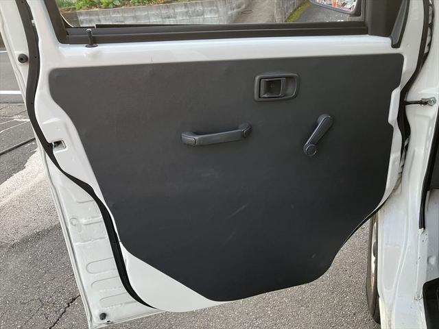 ハイゼットカーゴ スペシャル　ＡＴ　クリアランスソナー　ドライブレコーダー　ＥＴＣ　両側スライドドア　エアコン　運転席エアバッグ　助手席エアバッグ（28枚目）