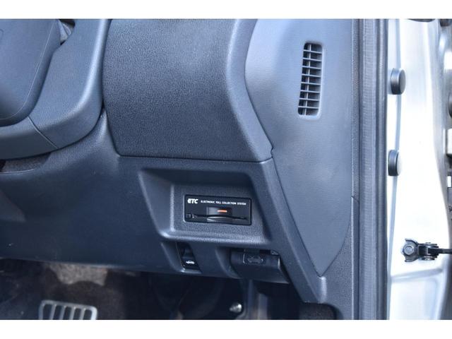 プレミアムエディション MY08 ブレンボキャリパー 純正20インチアルミホイール バックカメラ ETC 純正フロアマット ディーラー記録簿有り KUHL(15枚目)