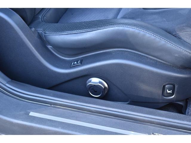 プレミアムエディション MY08 ブレンボキャリパー 純正20インチアルミホイール バックカメラ ETC 純正フロアマット ディーラー記録簿有り KUHL(25枚目)