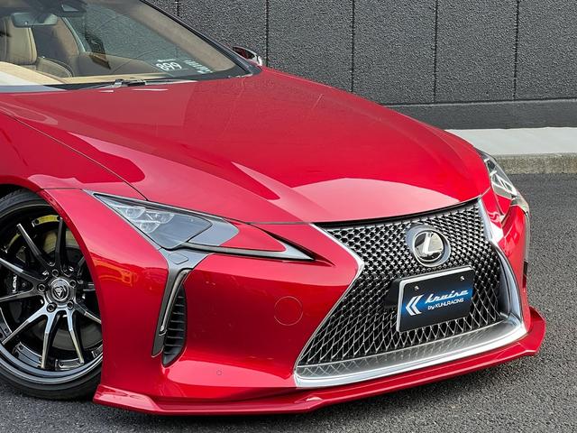 ＬＣ５００　Ｓパッケージ　マークレビンソン・アルカンターラ茶革・セーフティＳ・純正ナビ・Ｂカメラ・２１ＡＷ・ＣＦＲＰルーフ・アクティブリアウィング・エアシート・コーナーソナー・３眼ＬＥＤヘッド・プリクラッシュ・エアサス・エアロ(23枚目)