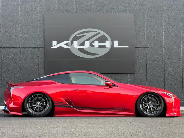 ＬＣ５００　Ｓパッケージ　マークレビンソン・アルカンターラ茶革・セーフティＳ・純正ナビ・Ｂカメラ・２１ＡＷ・ＣＦＲＰルーフ・アクティブリアウィング・エアシート・コーナーソナー・３眼ＬＥＤヘッド・プリクラッシュ・エアサス・エアロ(36枚目)