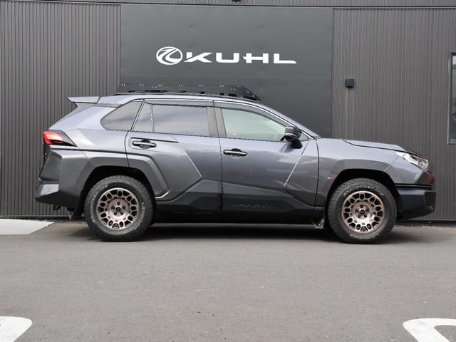 ＲＡＶ４ アドベンチャー　ＫＵＨＬ　クールレーシング　ＶＲＡＲＶＡ　ブラーバ　ＭＡＲＳ　ボディーキット　デジタルインナーミラー　パノラマムーンルーフ　ディスプレイオーディオ　ＥＴＣ２．０　ＡＣＣ　イージーアップ　１７インチＡＷ（7枚目）