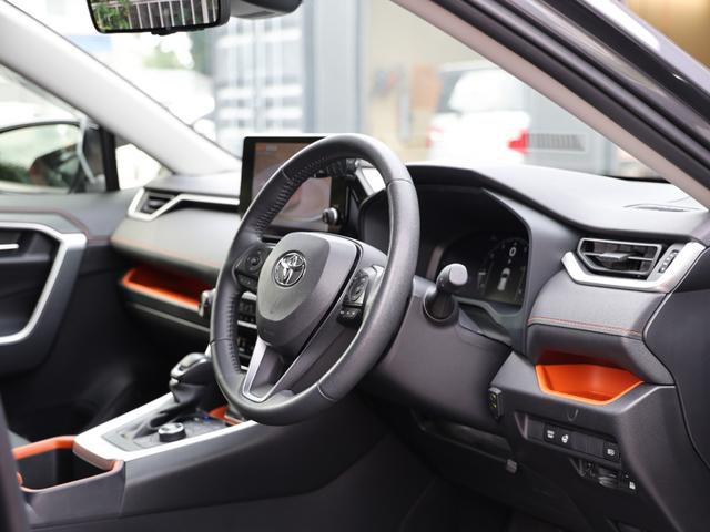 ＲＡＶ４ アドベンチャー　ＫＵＨＬ　クールレーシング　ＶＲＡＲＶＡ　ブラーバ　ＭＡＲＳ　ボディーキット　デジタルインナーミラー　パノラマムーンルーフ　ディスプレイオーディオ　ＥＴＣ２．０　ＡＣＣ　イージーアップ　１７インチＡＷ（23枚目）
