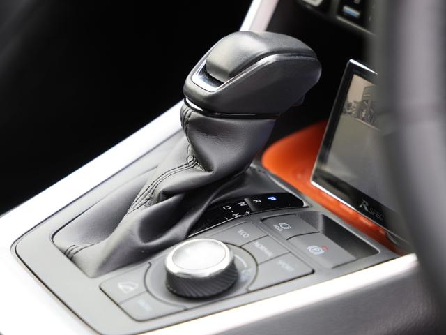 ＲＡＶ４ アドベンチャー　ＫＵＨＬ　クールレーシング　ＶＲＡＲＶＡ　ブラーバ　ＭＡＲＳ　ボディーキット　デジタルインナーミラー　パノラマムーンルーフ　ディスプレイオーディオ　ＥＴＣ２．０　ＡＣＣ　イージーアップ　１７インチＡＷ（28枚目）