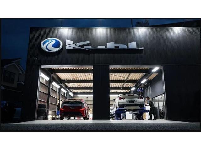 ＲＡＶ４ アドベンチャー　ＫＵＨＬ　クールレーシング　ＶＲＡＲＶＡ　ブラーバ　ＭＡＲＳ　ボディーキット　デジタルインナーミラー　パノラマムーンルーフ　ディスプレイオーディオ　ＥＴＣ２．０　ＡＣＣ　イージーアップ　１７インチＡＷ（65枚目）