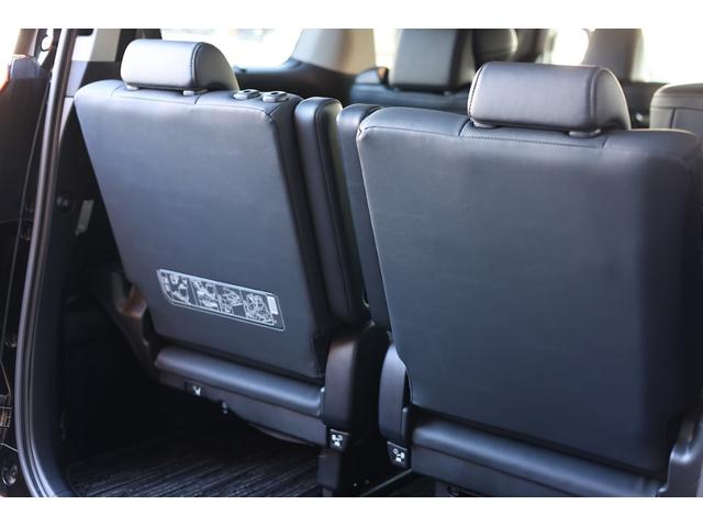 アルファードハイブリッド SR Cパッケージ KUHL クールレーシング JBLサウンドシステム ツインムーンルーフ 全周囲カメラ デジタルインナーミラー 後席モニター パワーバックドア BLITZ ZZ-R車高調 VERZホイール 20インチ(30枚目)