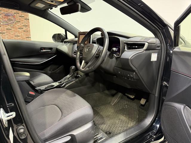 カローラスポーツ Ｇ　Ｚ　トヨタ純正ナビ／Ｂｌｕｅｔｏｏｔｈ／フルセグＴＶ／バックカメラ／ＥＴＣ２．０／純正ドライブレコーダー／クルーズコントロール／ＬＥＤヘッドライト／オートエアコン／ＶＥＲＺホイール／ＨＫＳマフラー（21枚目）