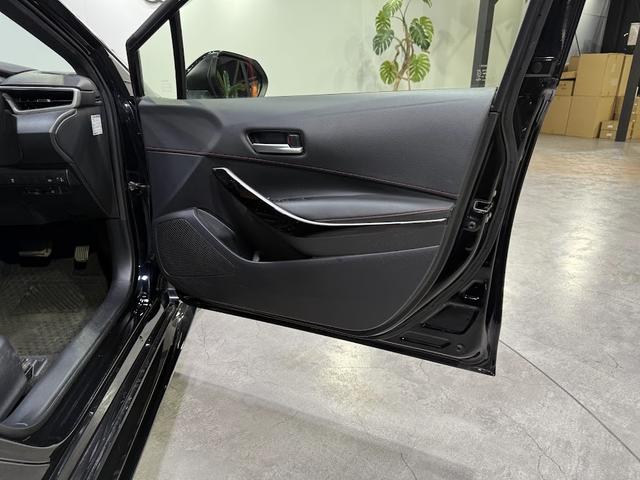 カローラスポーツ Ｇ　Ｚ　トヨタ純正ナビ／Ｂｌｕｅｔｏｏｔｈ／フルセグＴＶ／バックカメラ／ＥＴＣ２．０／純正ドライブレコーダー／クルーズコントロール／ＬＥＤヘッドライト／オートエアコン／ＶＥＲＺホイール／ＨＫＳマフラー（22枚目）