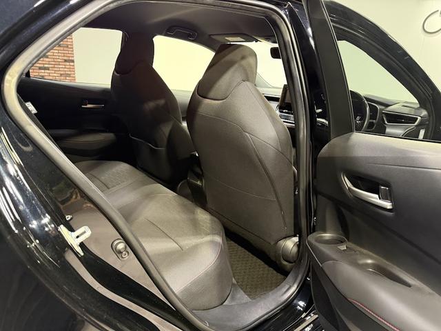 カローラスポーツ Ｇ　Ｚ　トヨタ純正ナビ／Ｂｌｕｅｔｏｏｔｈ／フルセグＴＶ／バックカメラ／ＥＴＣ２．０／純正ドライブレコーダー／クルーズコントロール／ＬＥＤヘッドライト／オートエアコン／ＶＥＲＺホイール／ＨＫＳマフラー（23枚目）