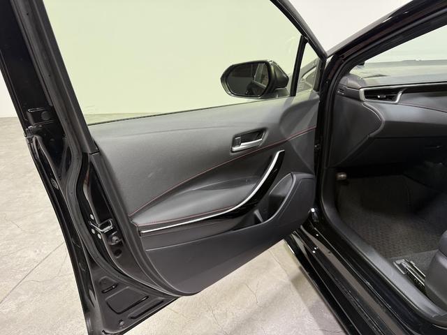 カローラスポーツ Ｇ　Ｚ　トヨタ純正ナビ／Ｂｌｕｅｔｏｏｔｈ／フルセグＴＶ／バックカメラ／ＥＴＣ２．０／純正ドライブレコーダー／クルーズコントロール／ＬＥＤヘッドライト／オートエアコン／ＶＥＲＺホイール／ＨＫＳマフラー（26枚目）