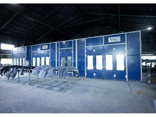 �ŐV�̓h���u�[�X�������Ⴂ�𐶂ޓh���i���A�t�^�[�p�[�c�̕i���ő傫�ȃE�F�C�g���߂�̂��A�h���i���B�ŐV�̃N���[������^�̓h���u�[�X���������邱�ƂŁA�����Ȃ��������d�オ����������Ă��܂��B