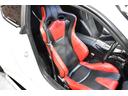 セミバケットシート装着車両となります。ホールド性も抜群で非常に座り心地もいいです。シートポディションも多少低くなりますのでスポーツカーらしいはしりを楽しむことが出来ます。