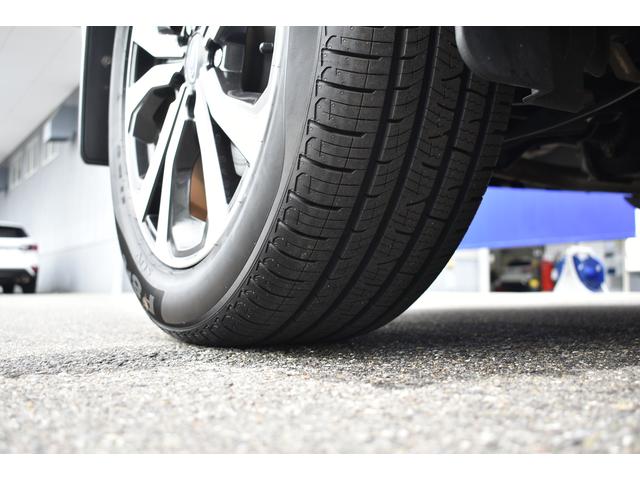 フォレスター Ｐｒｅｍｉｕｍ　ＥｙｅＳｉｇｈｔ搭載車　　サンルーフ　パナＳＤナビ　フルセグ　ルーフレール　ドラレコ　パワーシート　シートヒーター　パワーリヤゲート（19枚目）