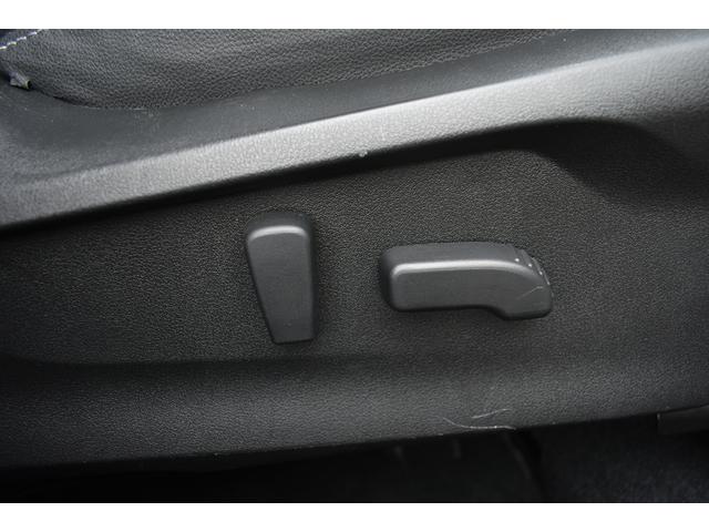 フォレスター Ｐｒｅｍｉｕｍ　ＥｙｅＳｉｇｈｔ搭載車　　サンルーフ　パナＳＤナビ　フルセグ　ルーフレール　ドラレコ　パワーシート　シートヒーター　パワーリヤゲート（37枚目）