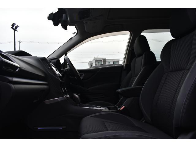 フォレスター Ｐｒｅｍｉｕｍ　ＥｙｅＳｉｇｈｔ搭載車　　サンルーフ　パナＳＤナビ　フルセグ　ルーフレール　ドラレコ　パワーシート　シートヒーター　パワーリヤゲート（39枚目）