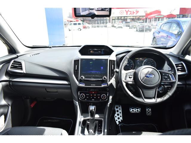 フォレスター アドバンス　前後ドライブレコーダー　ＳＤナビ　リヤカメラ　ＥＴＣ２．０　アイサイトセイフティプラス（運転支援・視界拡張）　１８インチアルミ　左右独立温度調整機構オートエアコン　プッシュスタート　ＬＥＤアクセサリーライナー　ステアリング連動付ＬＥＤヘッドランプ（6枚目）