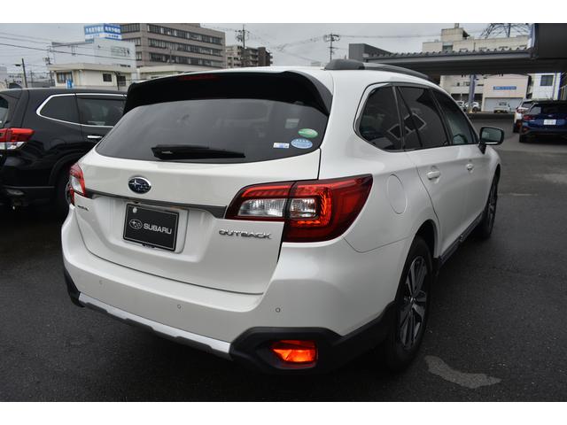 レガシィアウトバック Ｌｉｍｉｔｅｄ　ＥｙｅＳｉｇｈｔ搭載車　ＤＯＰダイヤトーンビルトインナビ　ＥＴＣ２．０　リヤビューカメラ　アイサイトセイフティプラス　パワーリヤゲート　全席シートヒーター（2枚目）