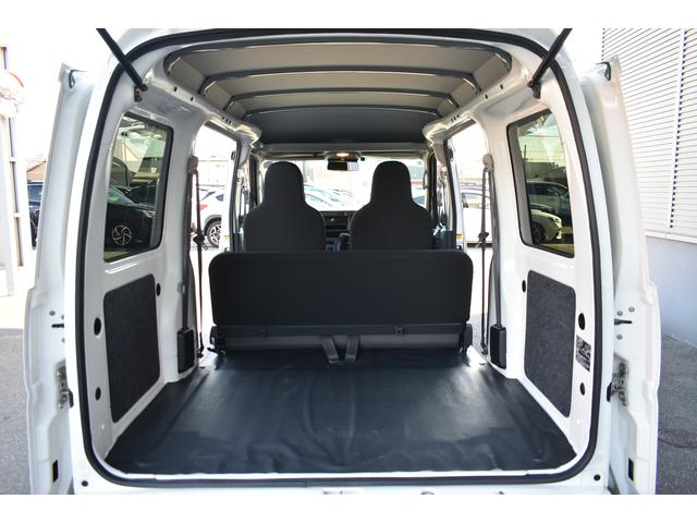 サンバーバン トランスポーター　スマートアシスト　元社用車（30枚目）