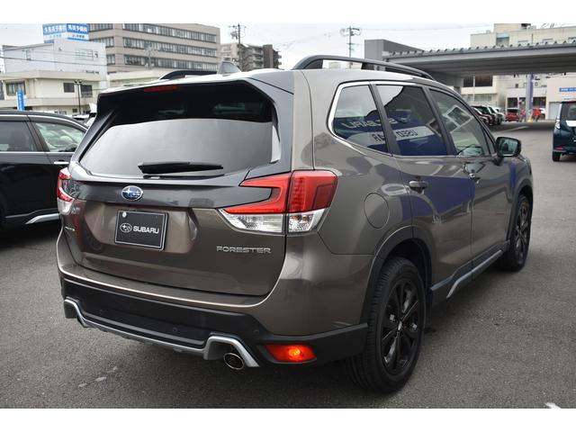 フォレスター SPORT EyeSight搭載車  ルーフレール シートヒーター パワーシート 運転席メモリー(2枚目)