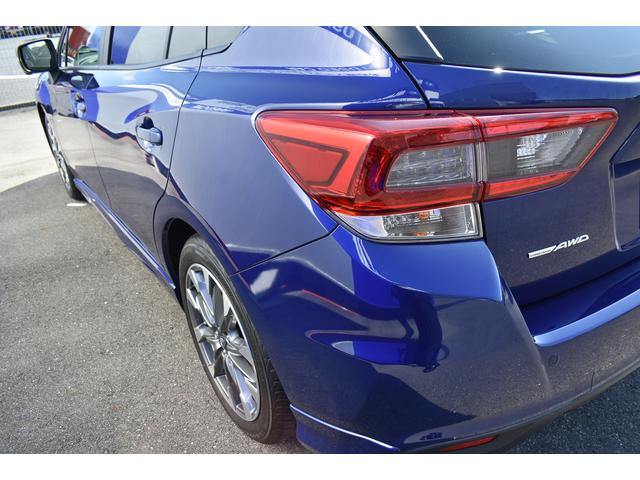 助手席側リヤクォーター画像。斜めから撮ることで凹みなど確認しやすくなります。