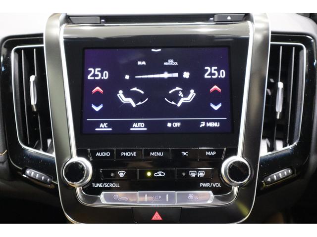 クラウンハイブリッド Ｓ　エレガンススタイルＩＩ　純正メモリーナビ　フルセグＴＶ　ＣＤ　ＳＤ　ＤＶＤ再生　Ｂｌｕｅｔｏｏｔｈ接続　衝突被害軽減ブレーキ　ＬＥＤヘッドランプ　ＥＴＣ　全周囲カメラ　スマートキー　クルーズコントロール　クリアランスソナー（24枚目）