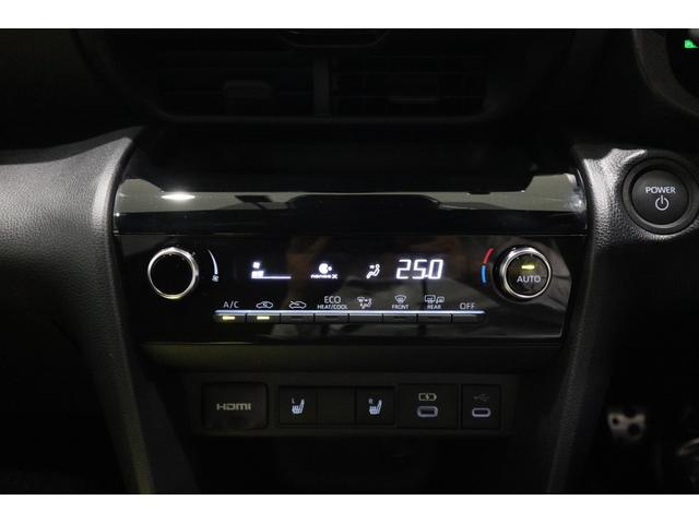ヤリスクロス ハイブリッド　ＧＲスポーツ　純正ディスプレイオーディオ　フルセグＴＶ　ＵＳＢ・Ｂｌｕｅｔｏｏｔｈ接続　衝突被害軽減ブレーキ　ＬＥＤヘッドランプ　ＥＴＣ　全周囲カメラ　スマートキー　クルーズコントロール　パワーバックドア（25枚目）